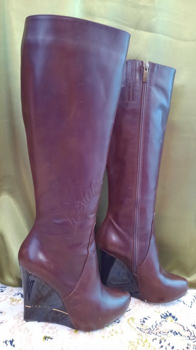 Кожаные фирменные сапоги Fabiani
