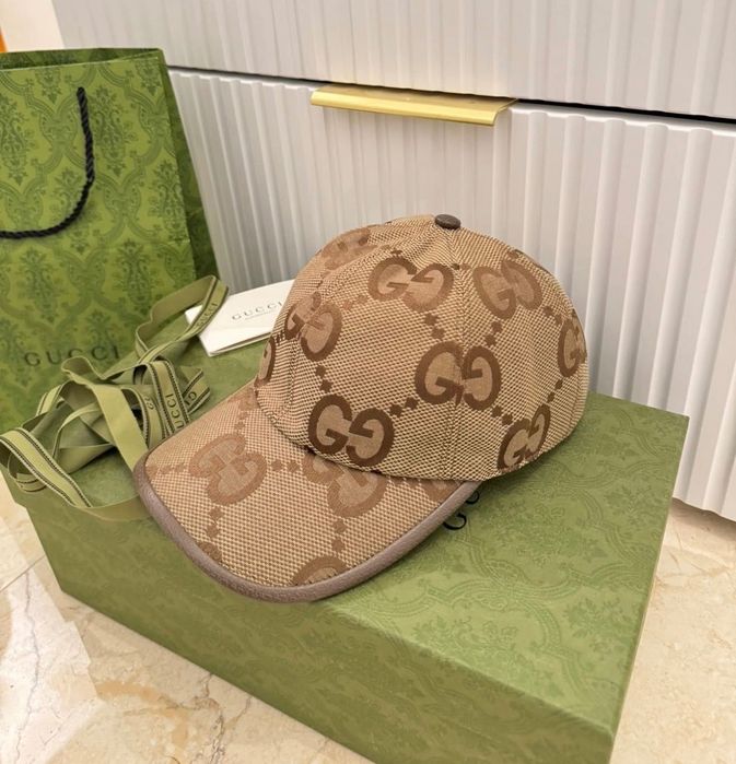 Sapca originala Gucci bej GG canvas noua cu factura
