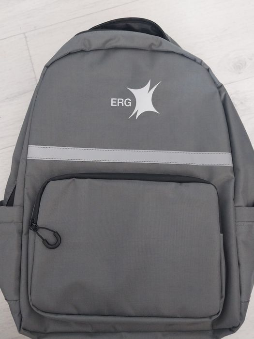 Продаю рюкзаки новые