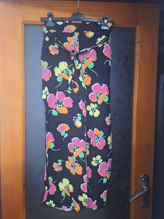 Pantaloni de vară largi si comozi!