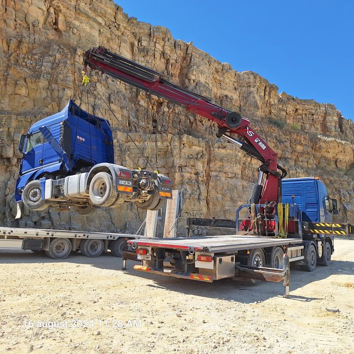 AutoMacara cu Platforma 16 T lângă și 1.8 t/ 27 metri