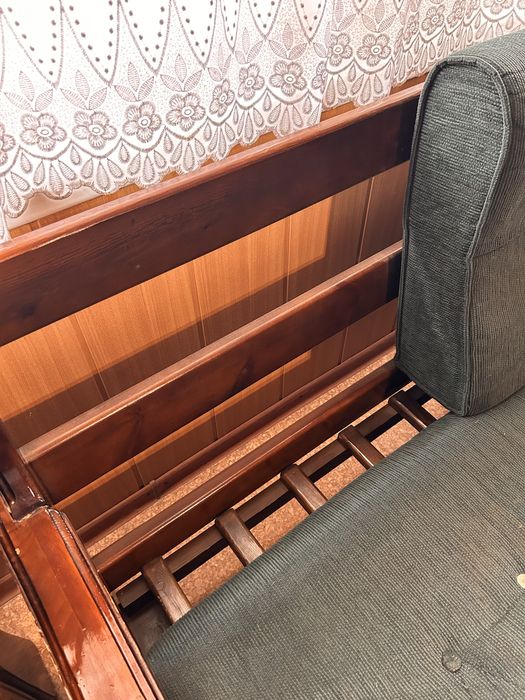 Комплект диван и кресло