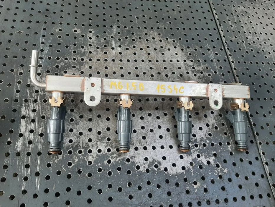 rampa cu injectoare 15s4c 1.5b mg zs suv  f01r00p420  f01r00m176