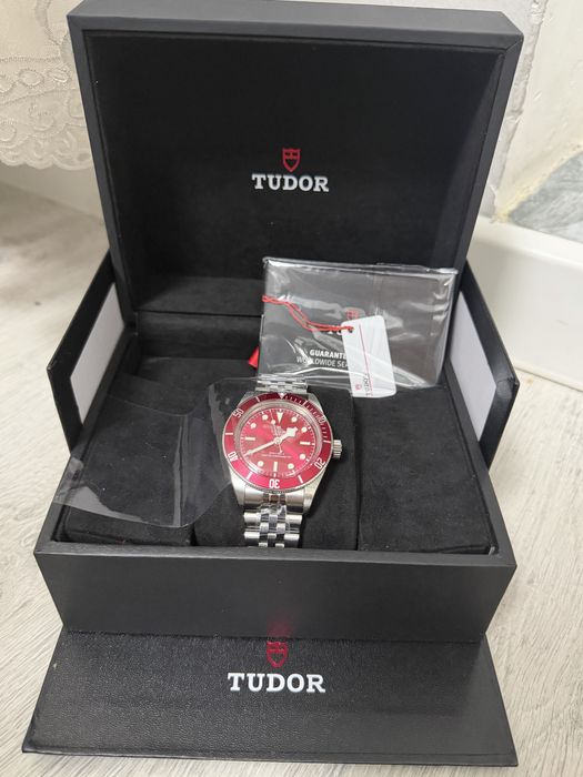 Tudor Geneve новый