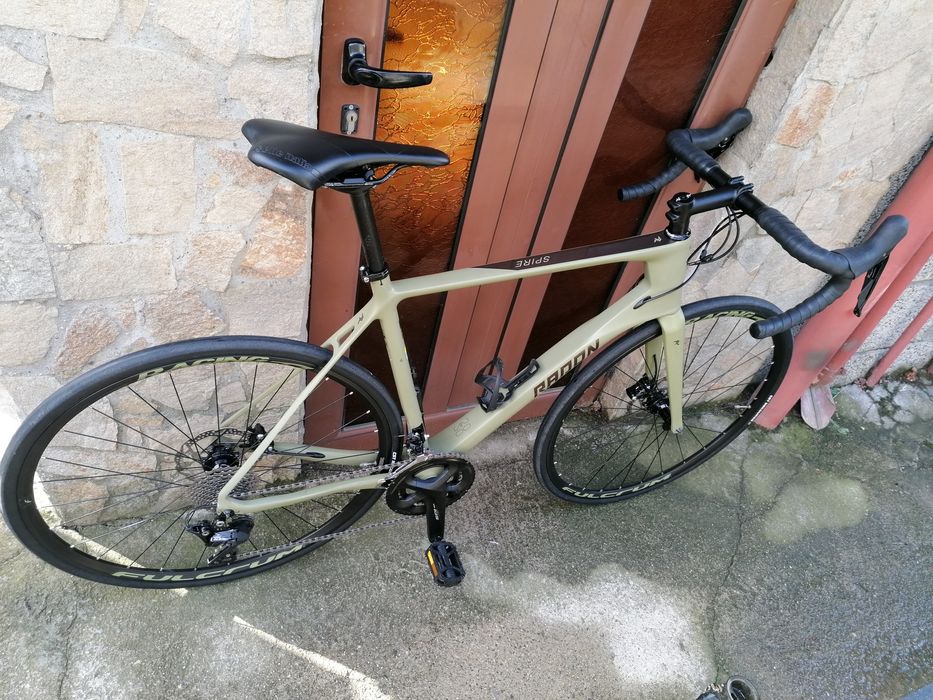 Шосеен RADON Carbon, 2*11 Shimano 105, Хидравлични спирачки