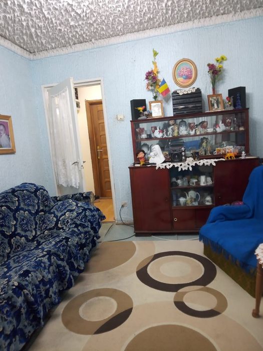 Vând apartament oraș Plopeni