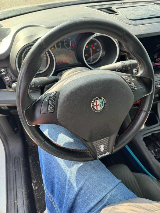 Alfa Romeo Giulietta на части