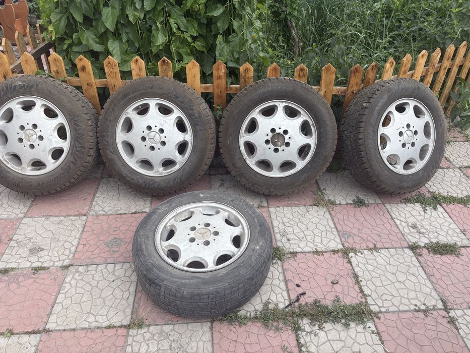 Продам комплект дисков mercedes