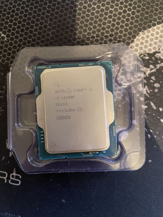 Процессор i-3 12100f