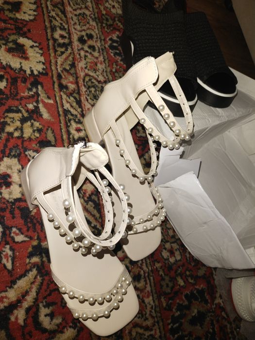 Женская обувь туфли