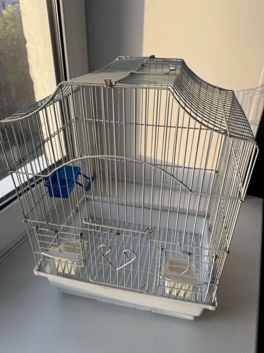 Продам клетку для попугая