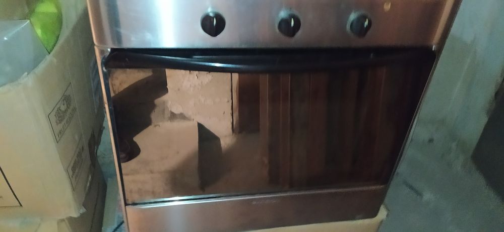 Фурна за вграждане Ariston