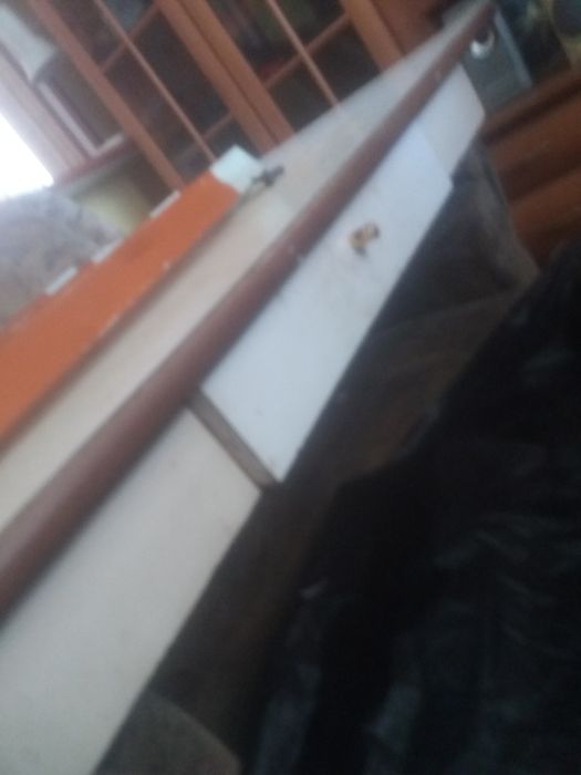 Продам стол кухонный СССР. На дачу, гараж.