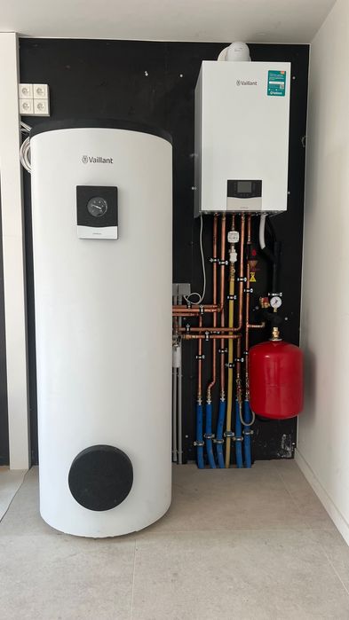 Lucrări de instalații electrice, sanitare și termice