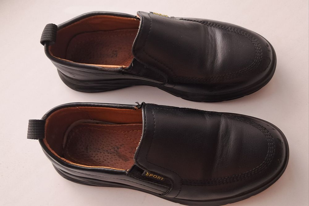 Продается детская обувь 32 размер