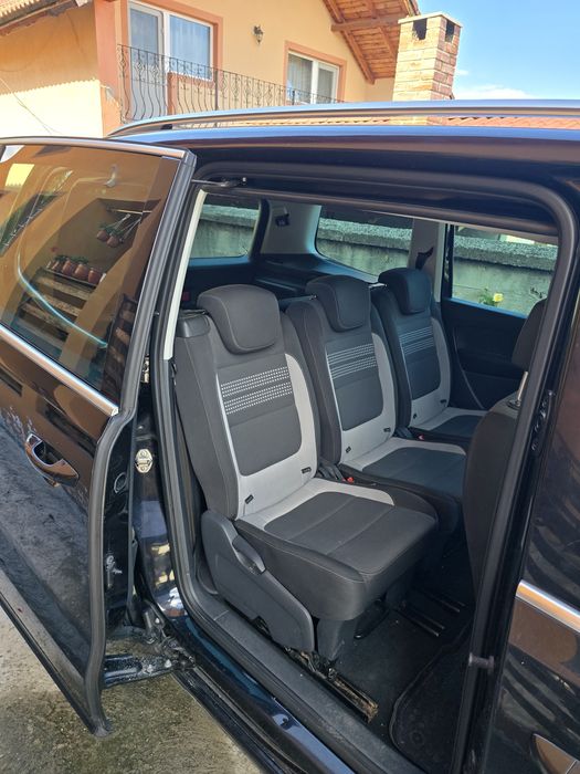 Volkswagen saran