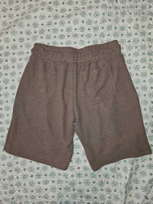 Pantaloni scurti maro
