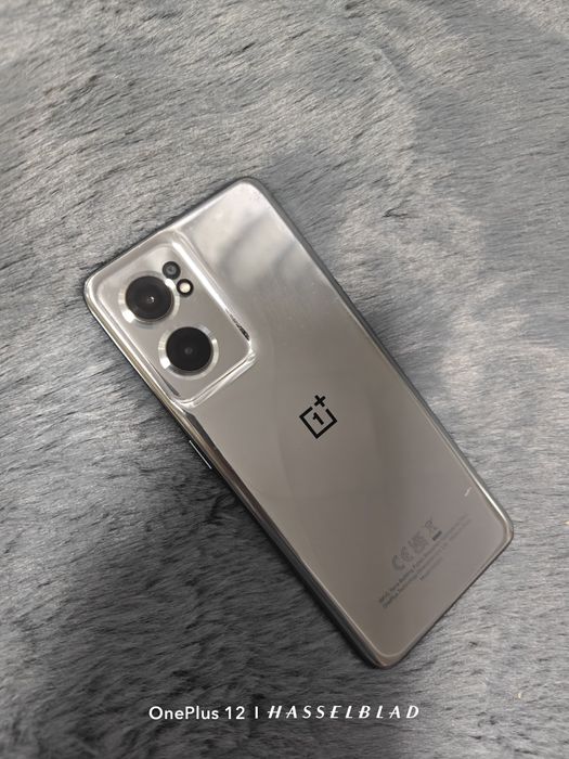 Телефон продам OnePlus Nord ce 2