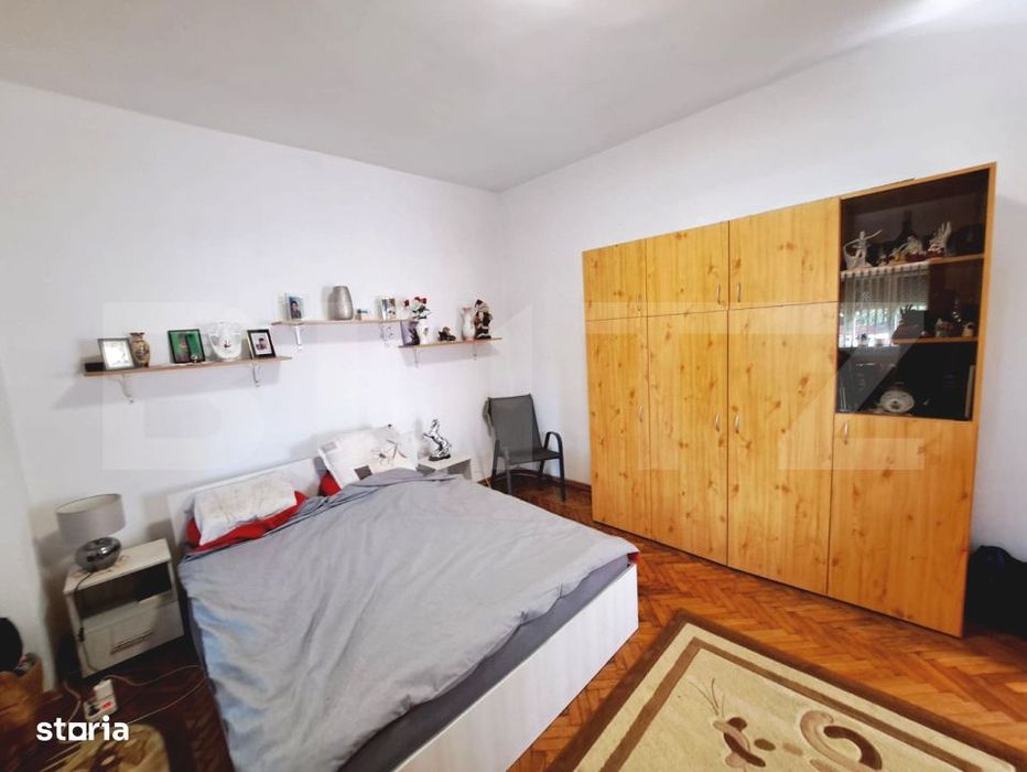 Casa spatioasa cu livada, teren de 1.690 mp si panouri fotovoltaic,  S