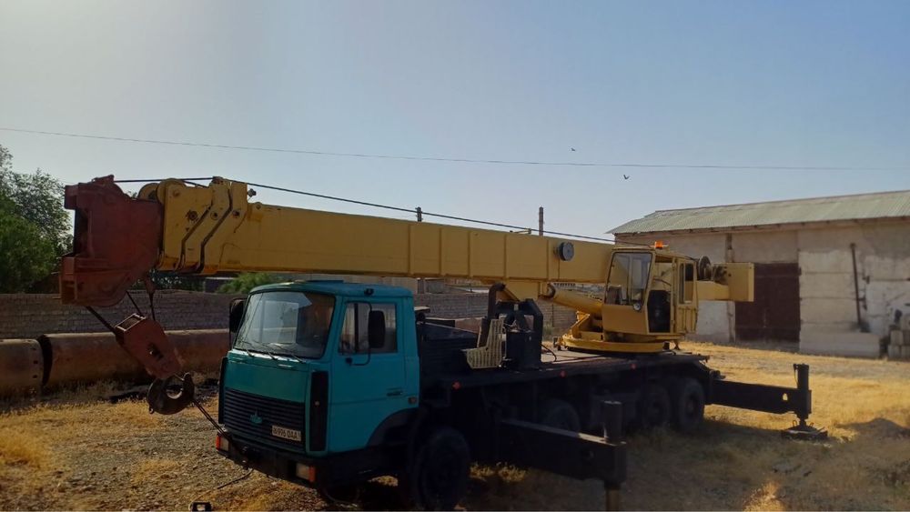 Кран МЗКТ 50 тонн