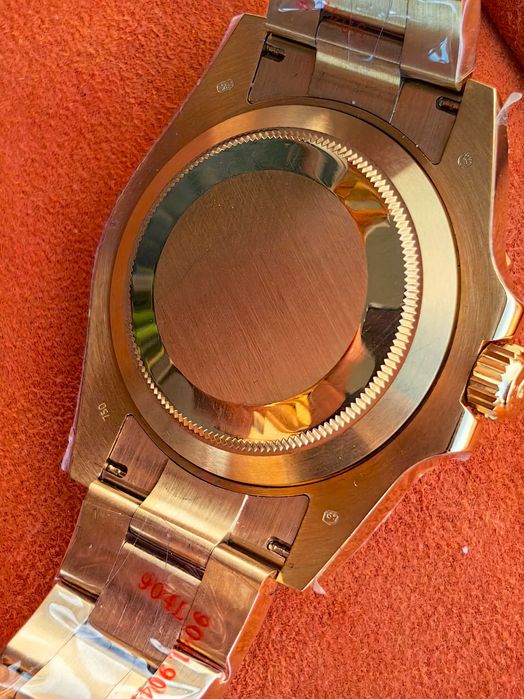 Rolex Submariner Gold  с 3 секунди отклонение