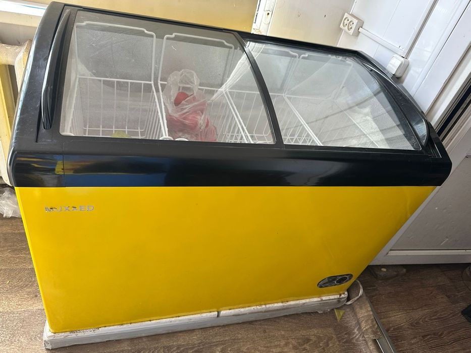 Продам морозилк  отличным состояние