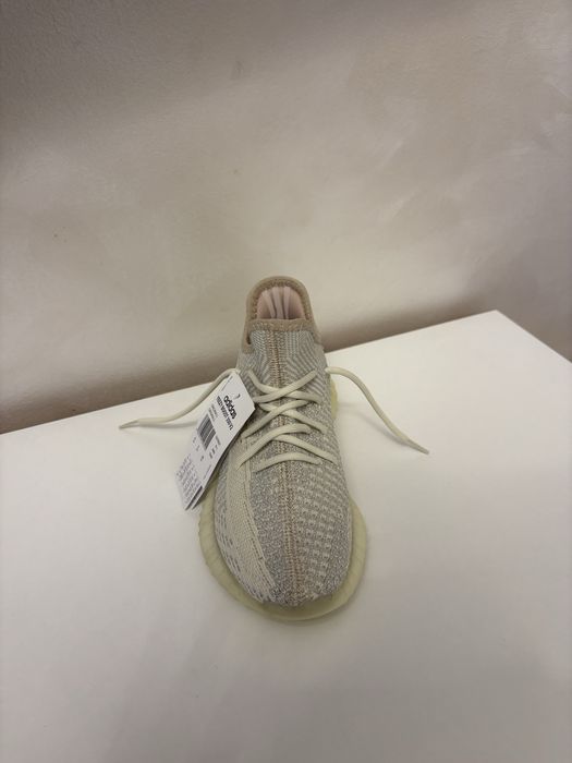 Adidași Adidas Yeezy Boost 350 V2 – mărimea 38 – noi