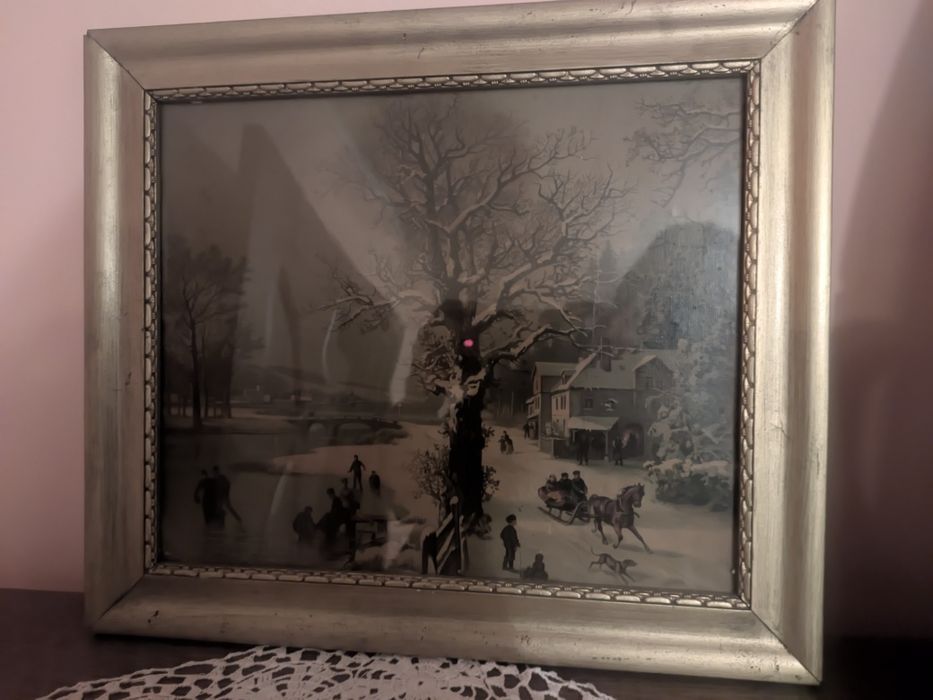 Tablouri de diferite mărimi Simionesc și Georgescu