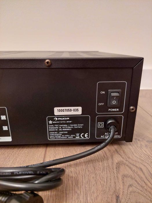 Amplificator Hibrid AUNA Tube 65 - Preamplificare pe Lămpi