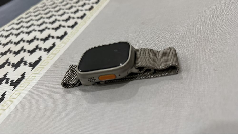 Apple watch 2 ultra sotiladi xolati ideal