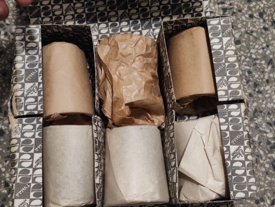 Нов комплект от шест кристални чаши за уиски