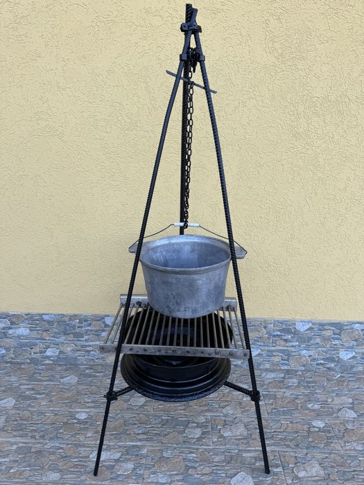 Vând grătar din inox+trepied din fier streat+ceaun din aluminiu