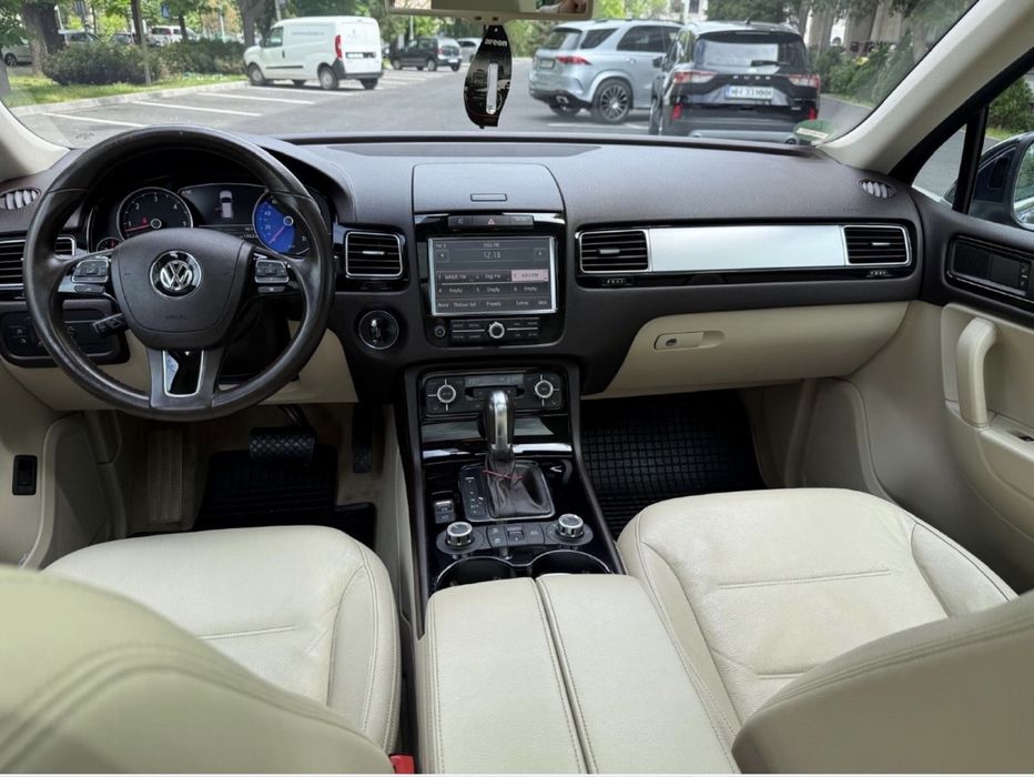 VOLKSWAGEN Touareg 2013 — imagine 4