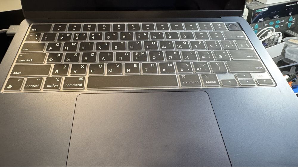 Macbook Air A2681 m2 256gb