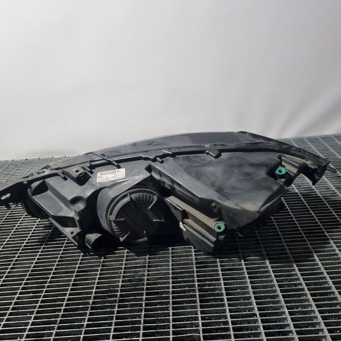 Far Dreapta Jaguar F - Pace 2015 - 2020 SUV 4 Usi (1374) Xenon