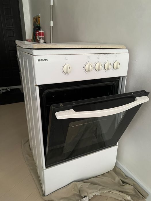 Газовая плита BEKO