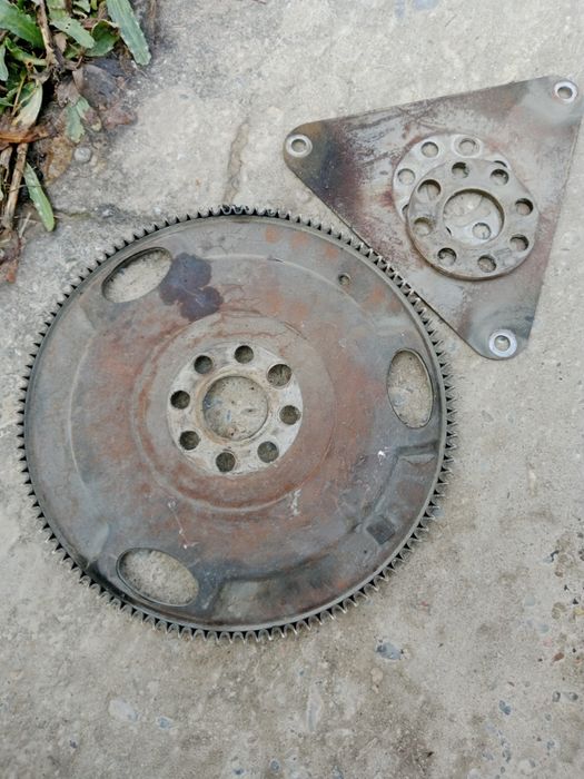 Продам запчасти е39