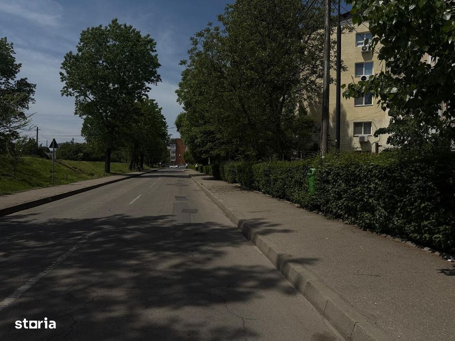 Vanzare apartament 4 camere, modificat, Targoviste, micro 9, et.1