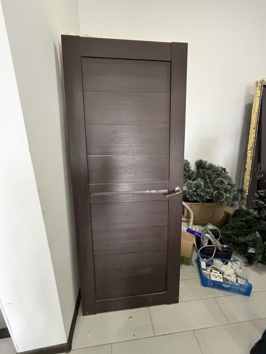 Дверь б/у 3000 тг