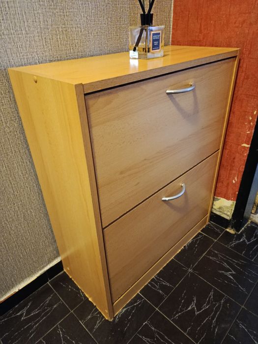 Шкаф за обувки без забележки