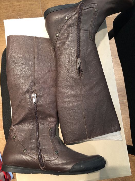 Ботуши- нови