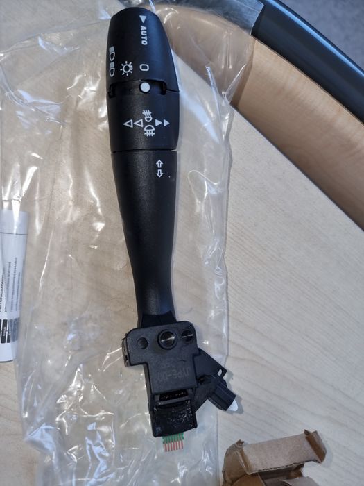 Bloc lumini semnalizare Peugeot 307sw