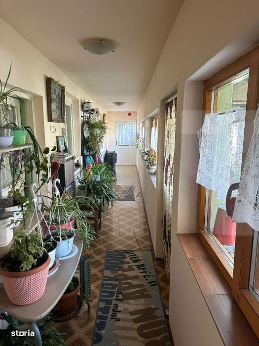 Casa spatioasa, 182 mp utili, teren generos, zona Gai