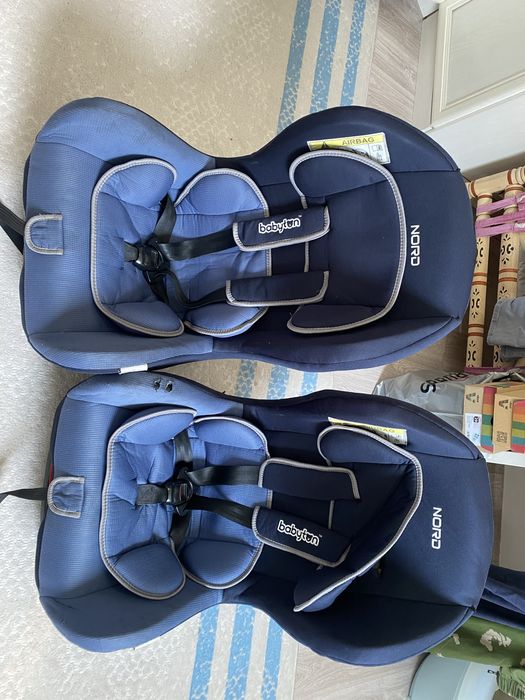 Продам автокресла детские