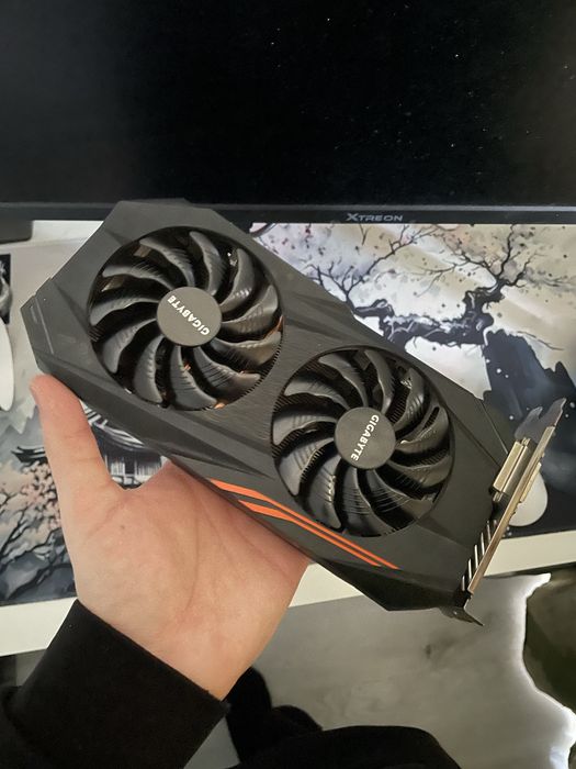 Видеокарта AORUS RX 580 8Gb