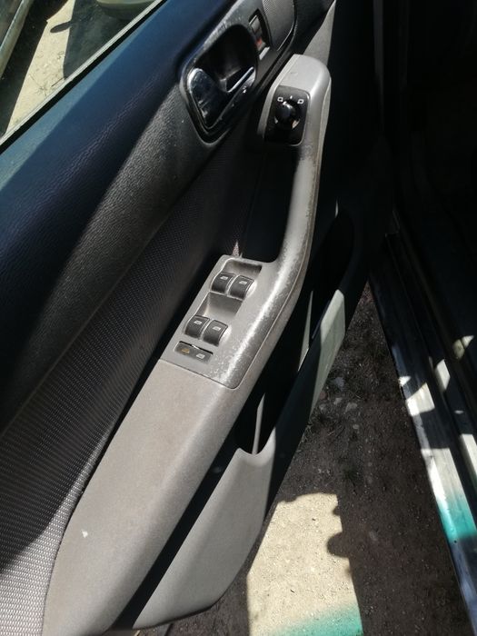 Ауди а3 на части 1.9 tdi 90 коня 4 врати