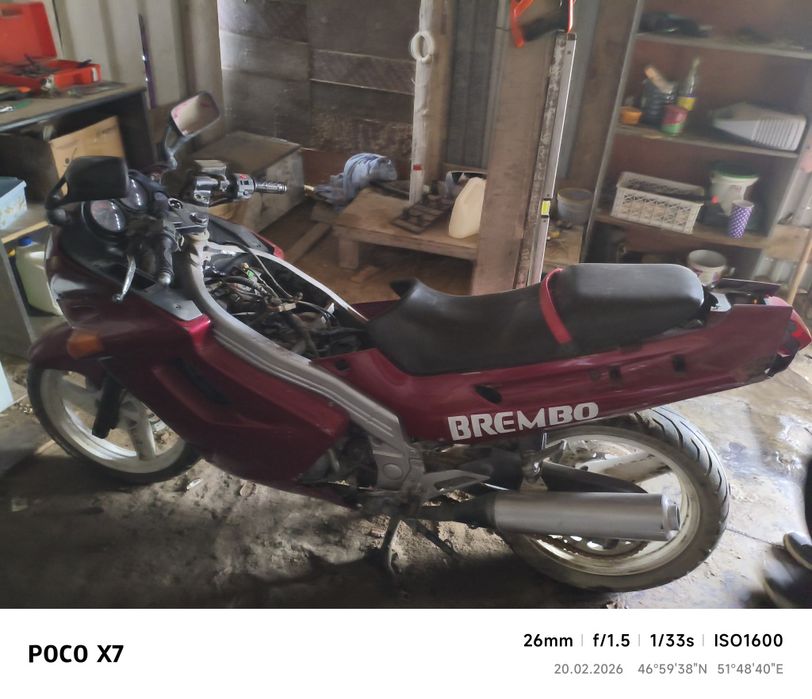 Продаю Кавасаки ззр