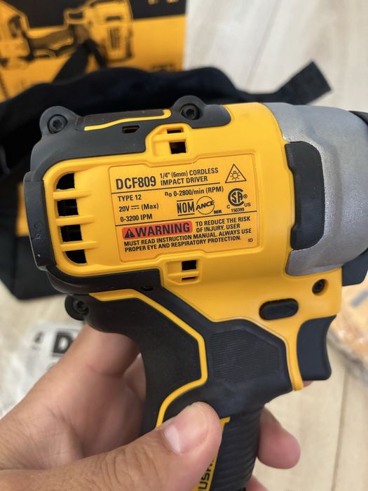 Импакт dewalt