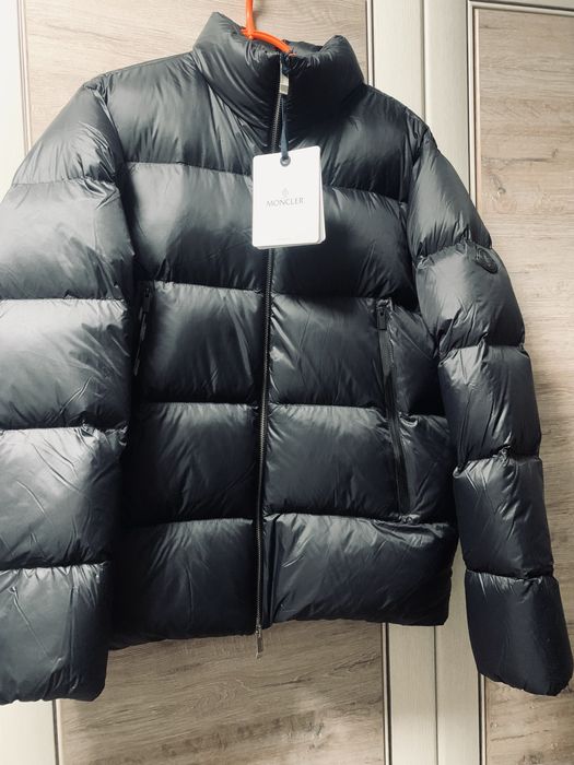 Moncler пуховик premium