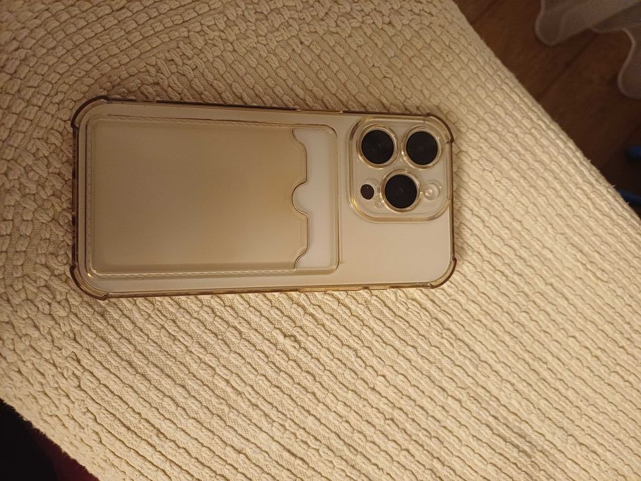 Продам айфон 15 про